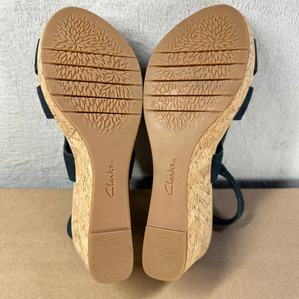 Clarks Wedge Sandals Womens 9.5W Navy Blue Cork Platform Slingback Comfort Shoes